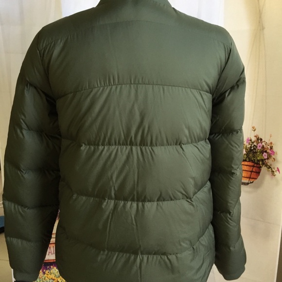 NWT LULULEMON WEIGHTLESS WONDER JACKET PEST GREEN - Picture 4 of 8